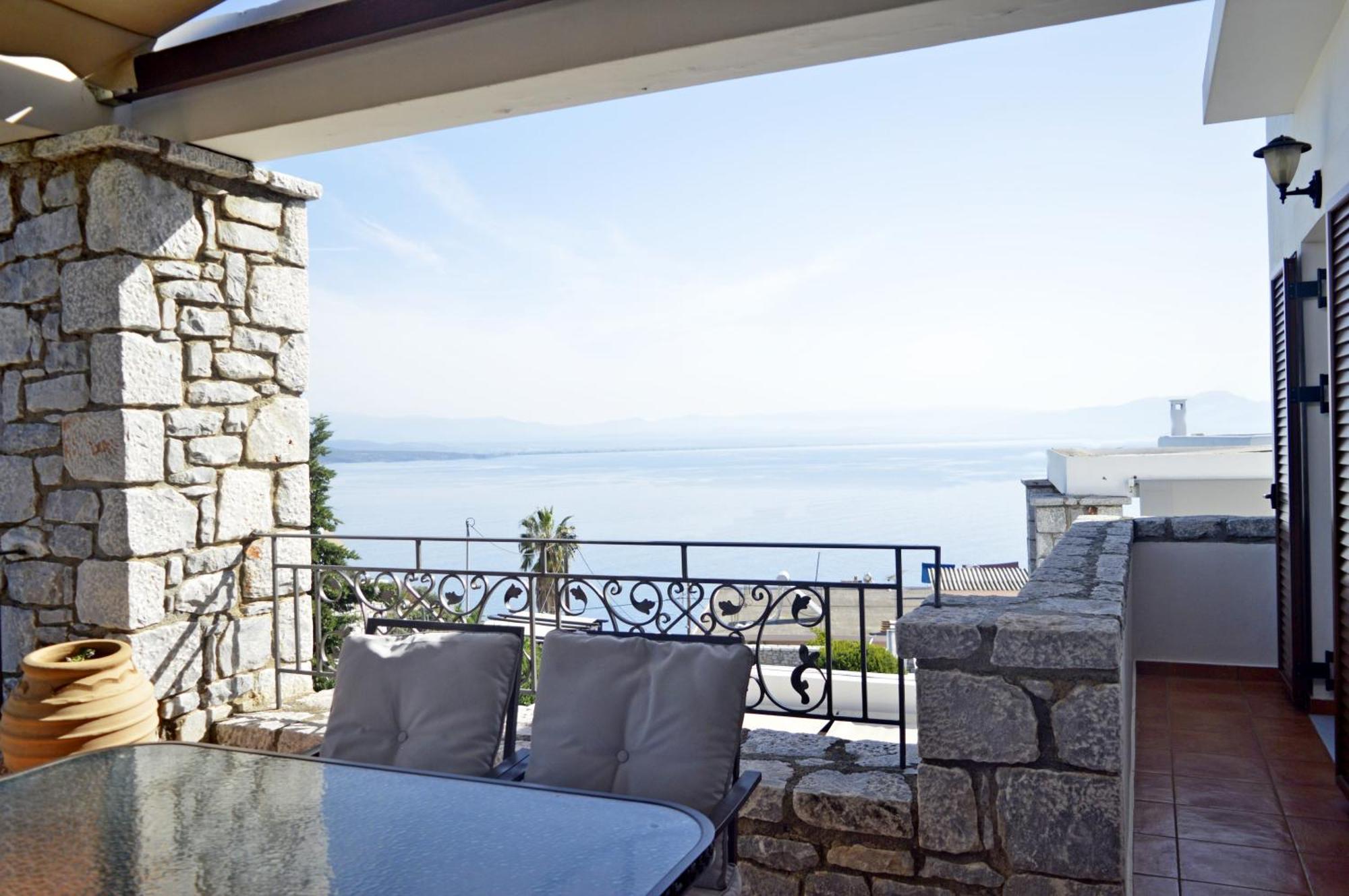 Malvazios Villas #7 Гитион Экстерьер фото